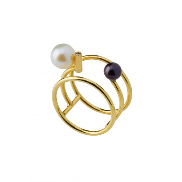 Balance Ring with Black and White Pearls