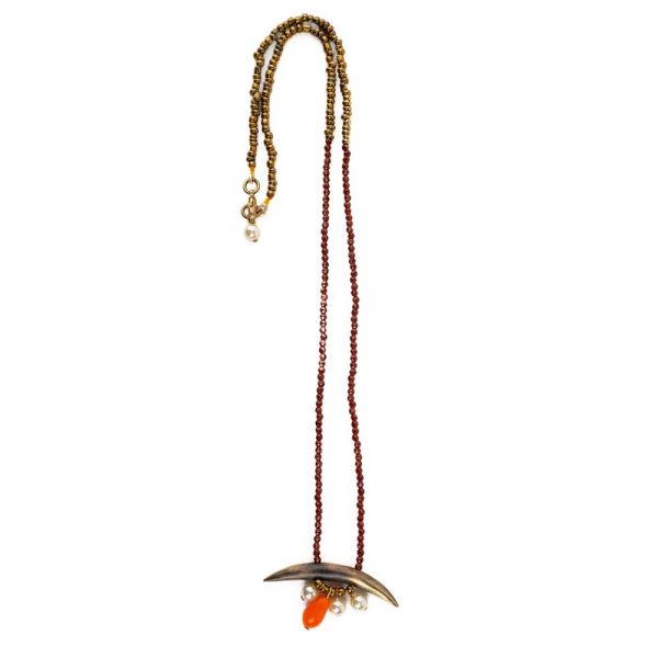 Κολιέ από μπρούτζο με ημιπολύτιμους λίθους και μαργαριτάρια