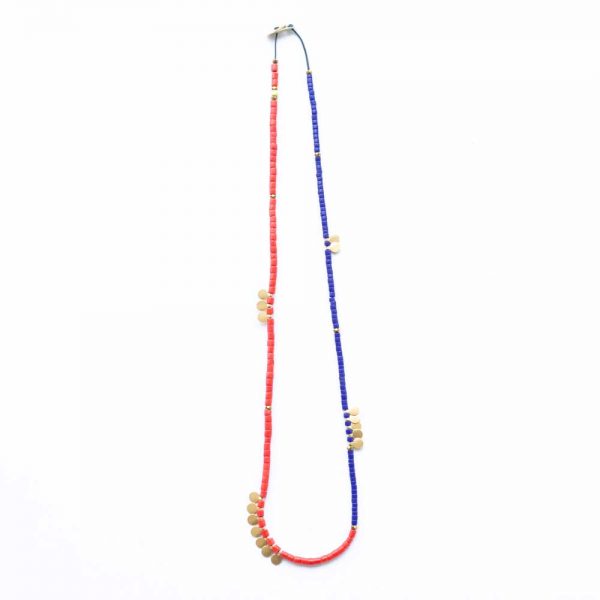 Necklace with gold-plated elements and beads