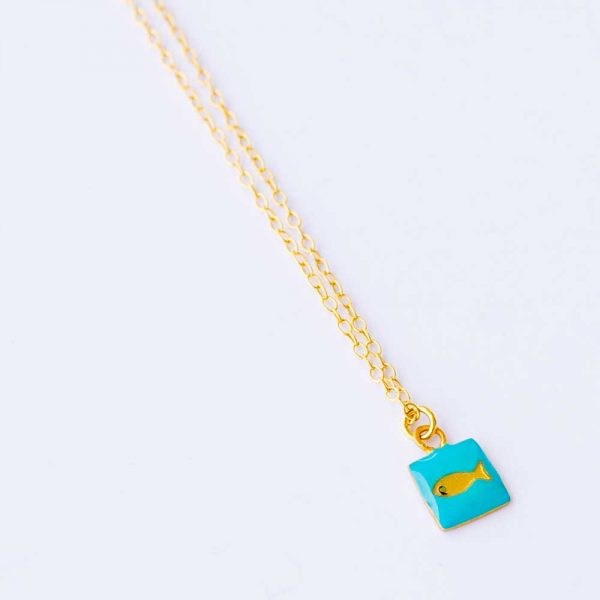 Gold-plated Psaraki necklace with enamel and chain