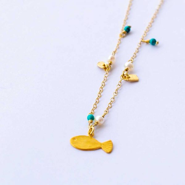 Gold-plated Psaraki necklace with pearls and gold-plated elements