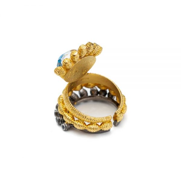 Επιχρυσωμένο δαχτυλίδι με μπλε οπάλιο και μπλε ζαφείρια