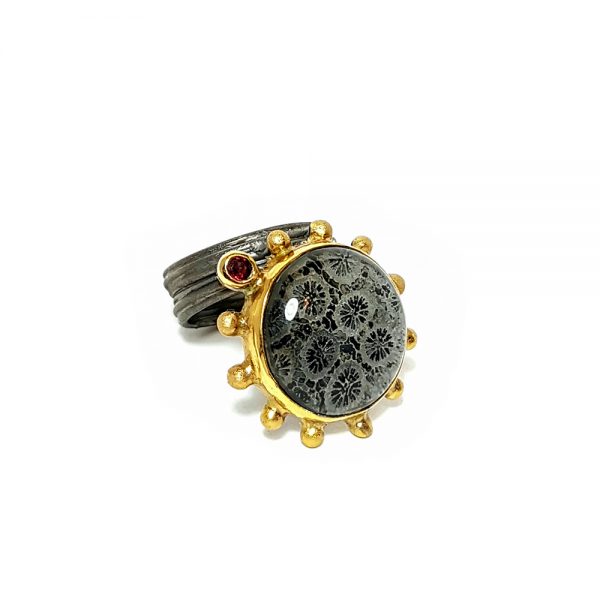 Black plated silver ring with fossil coral quartz and rhodolite gemstone