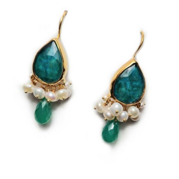 Επιχρυσωμένα σκουλαρίκια με χρυσόκολλα, μαργαριτάρια και πράσινο όνυχα