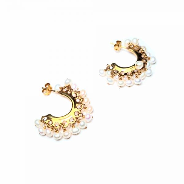 Gold plated earrings with pearls
